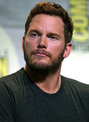 Celebrity Chris Pratt with a beard