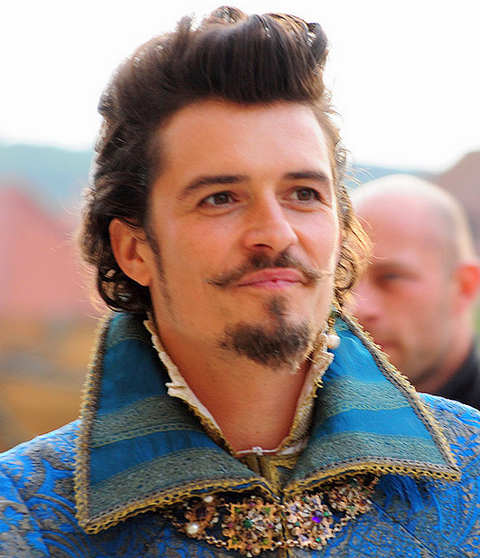 Orlando Bloom with a goatee